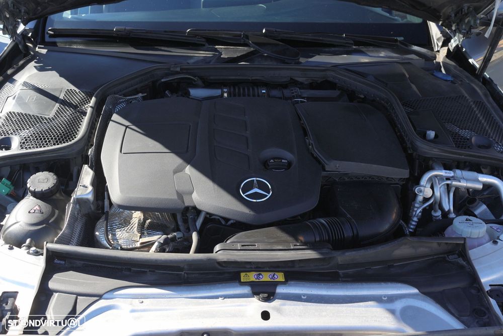 Mercedes-Benz C 300 de AMG Line - 37