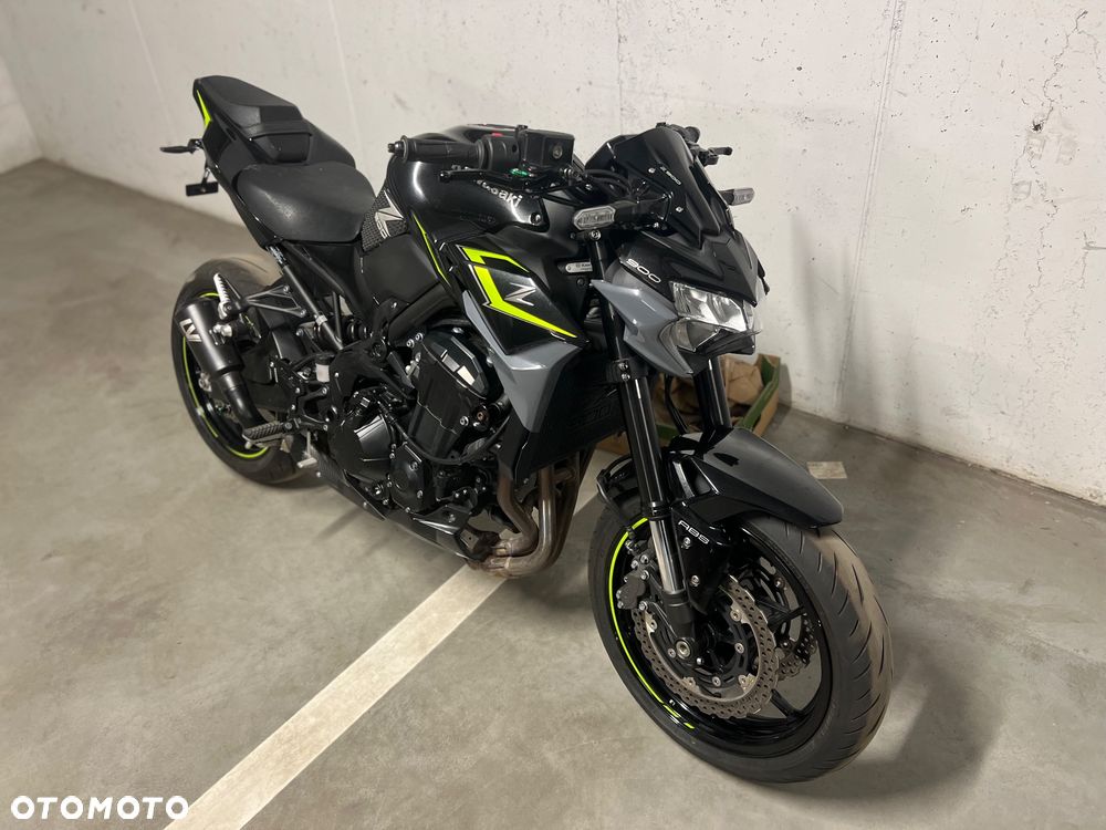 Kawasaki Z 900 - 7