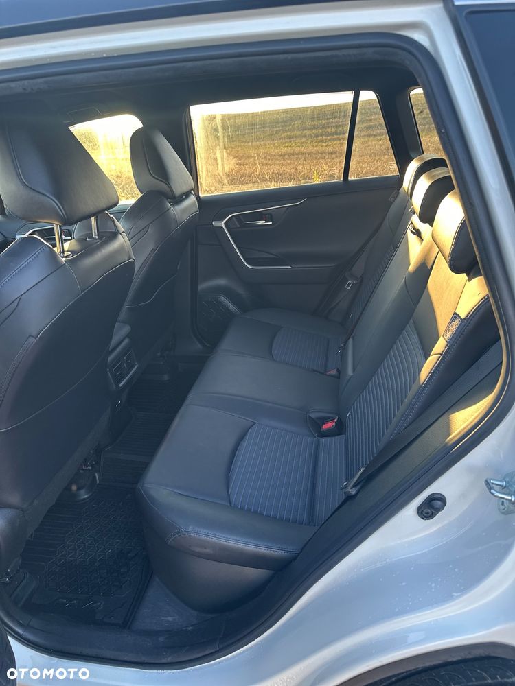 Toyota RAV4 - 15