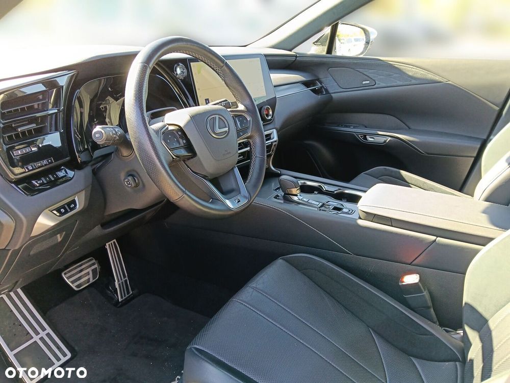 Lexus RX - 10