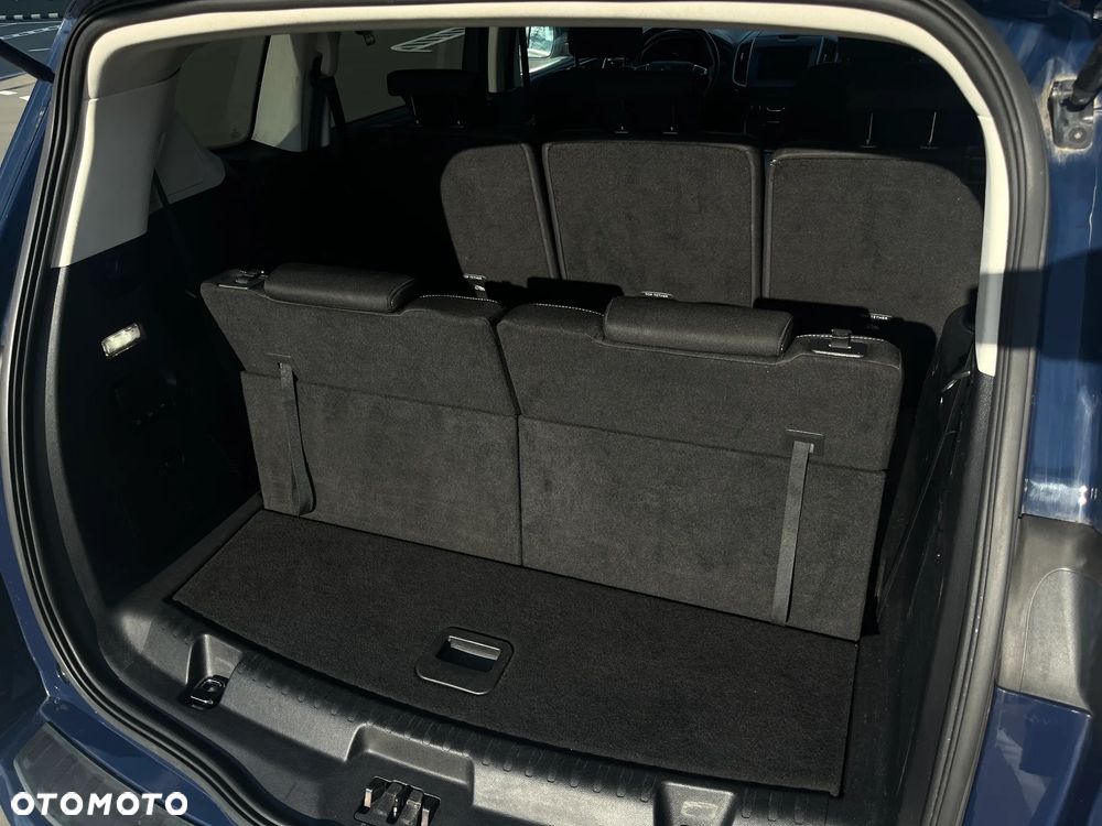 Ford S-Max 2.0 EcoBlue Titanium - 19