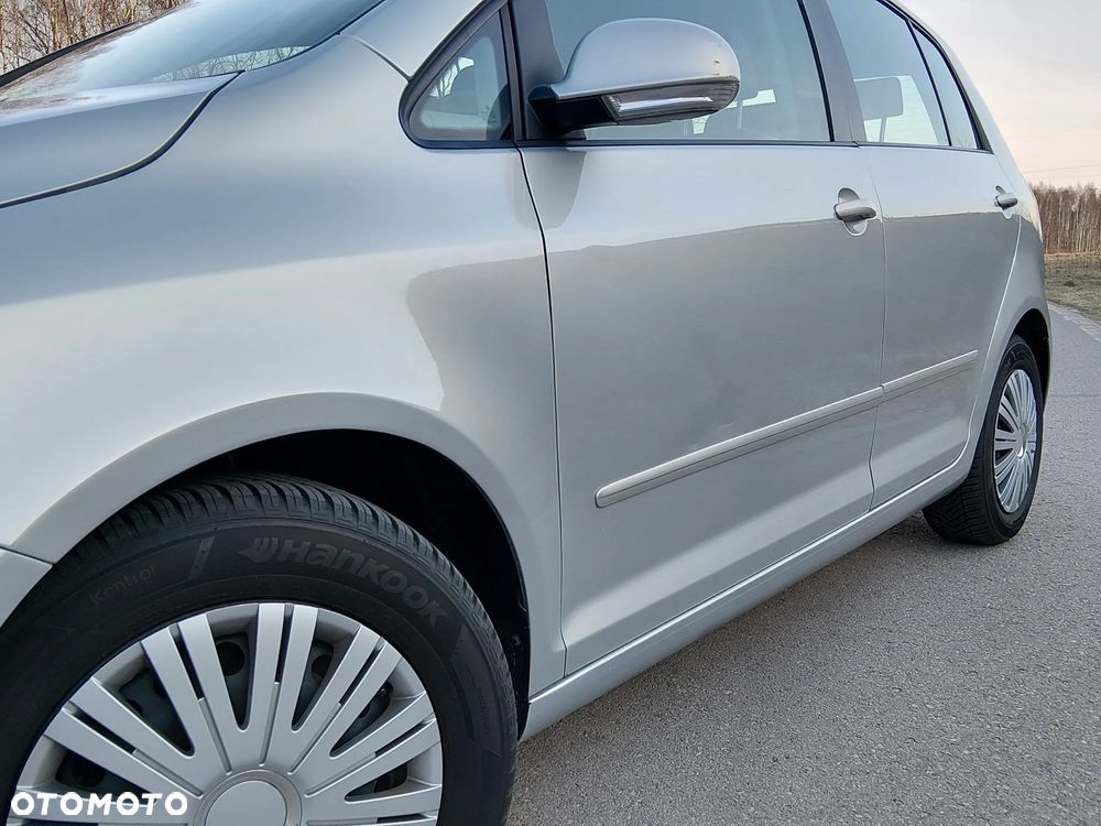 Volkswagen Golf Plus 1.6 Comfortline DSG - 16