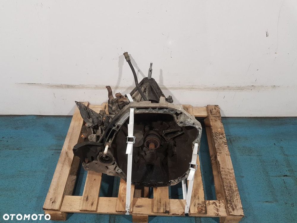 RENAULT CLIO III 1.5 DCI SKRZYNIA BIEGÓW MANUALNA JR5128 - 4