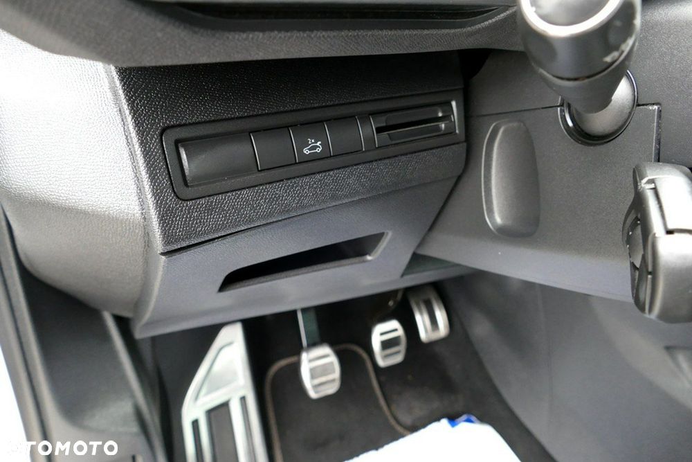 Peugeot 5008 1.2 PureTech GT S&S - 23