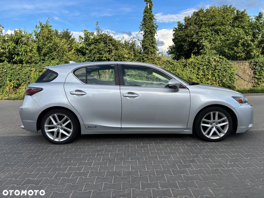 Lexus CT 200h Prestige - 5