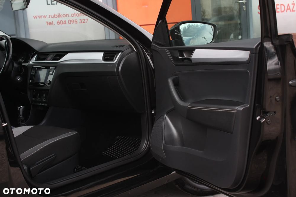 Skoda RAPID 1.0 TSI Style - 22