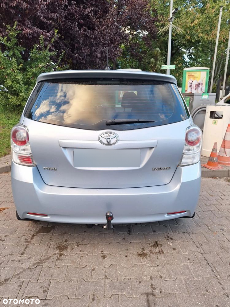 Toyota Verso 2.0 D-4D Luna 7os - 10