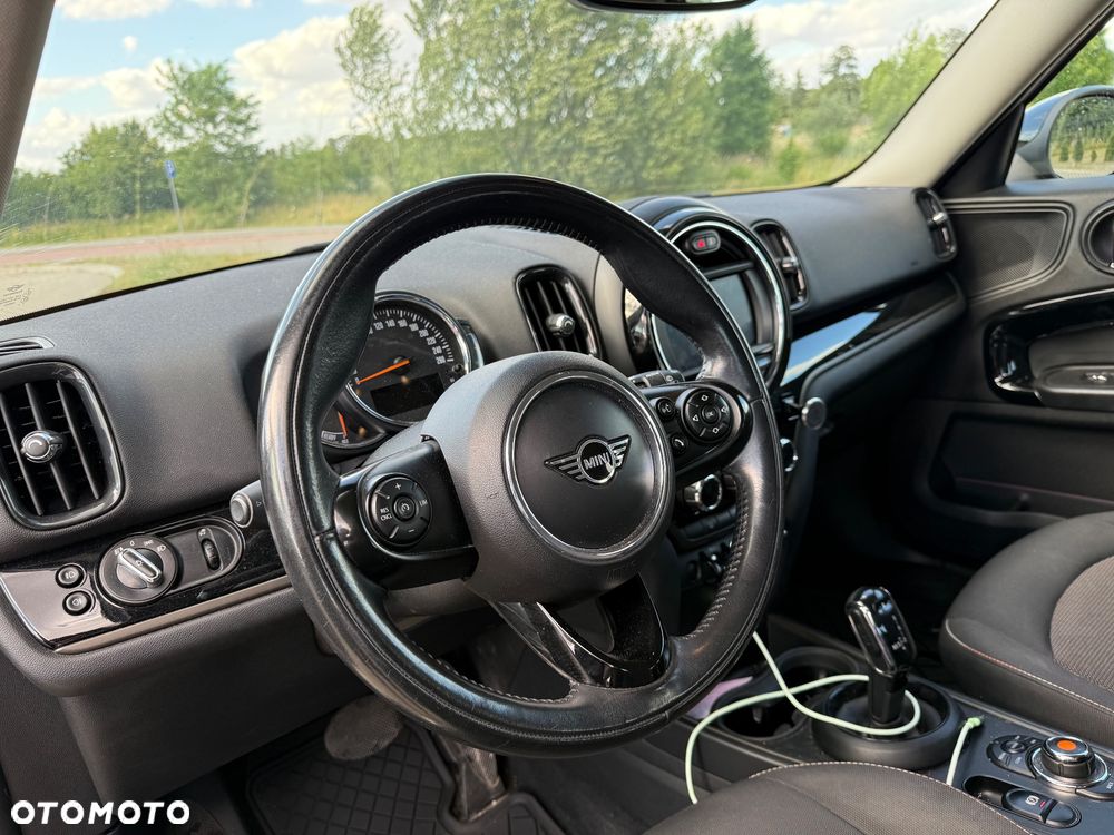 MINI Countryman Cooper D - 16