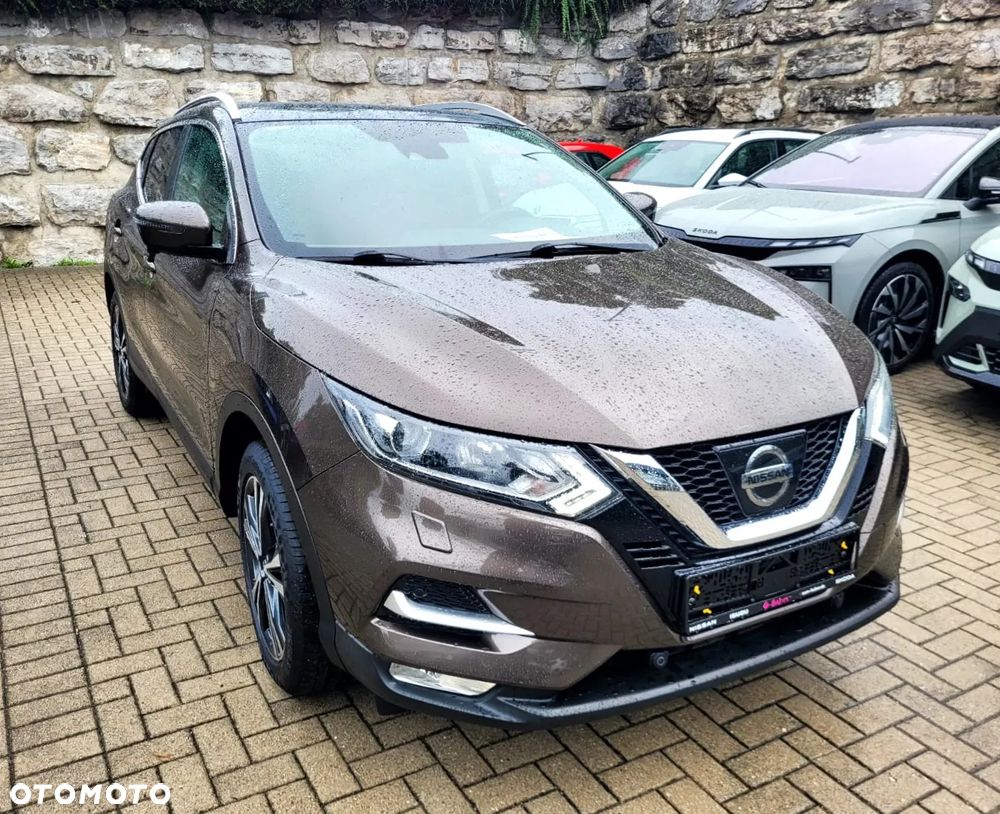Nissan Qashqai 1.2 DIG-T N-Connecta Xtronic EU6 - 39