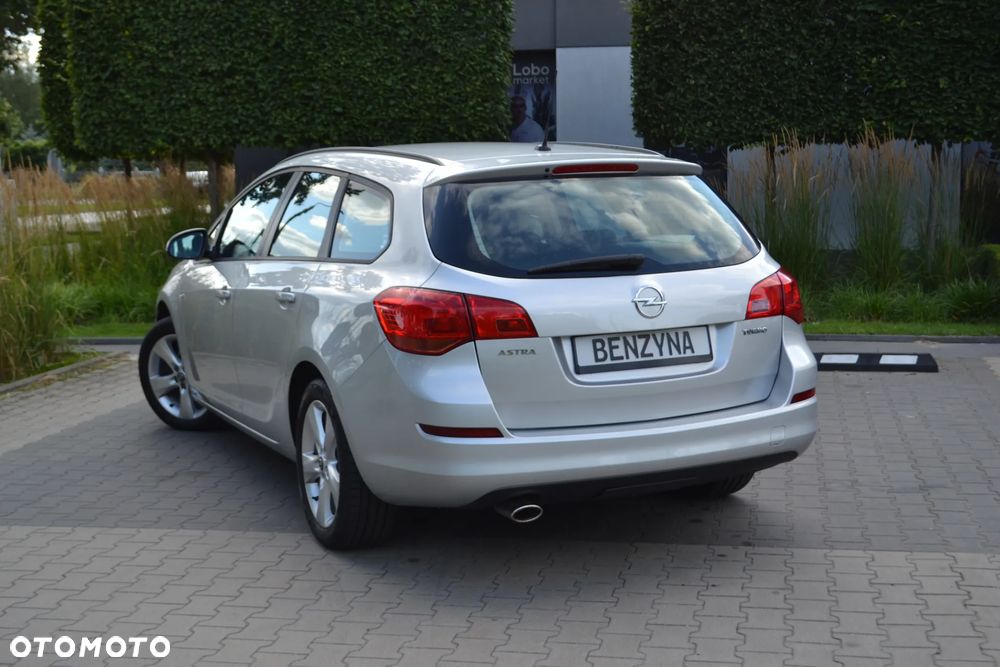 Opel Astra - 3