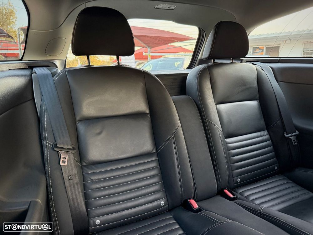 Volvo C30 1.6 D2 R-Design Start/Stop - 10