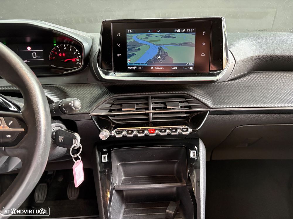 Peugeot 208 PureTech 100 Style - 12
