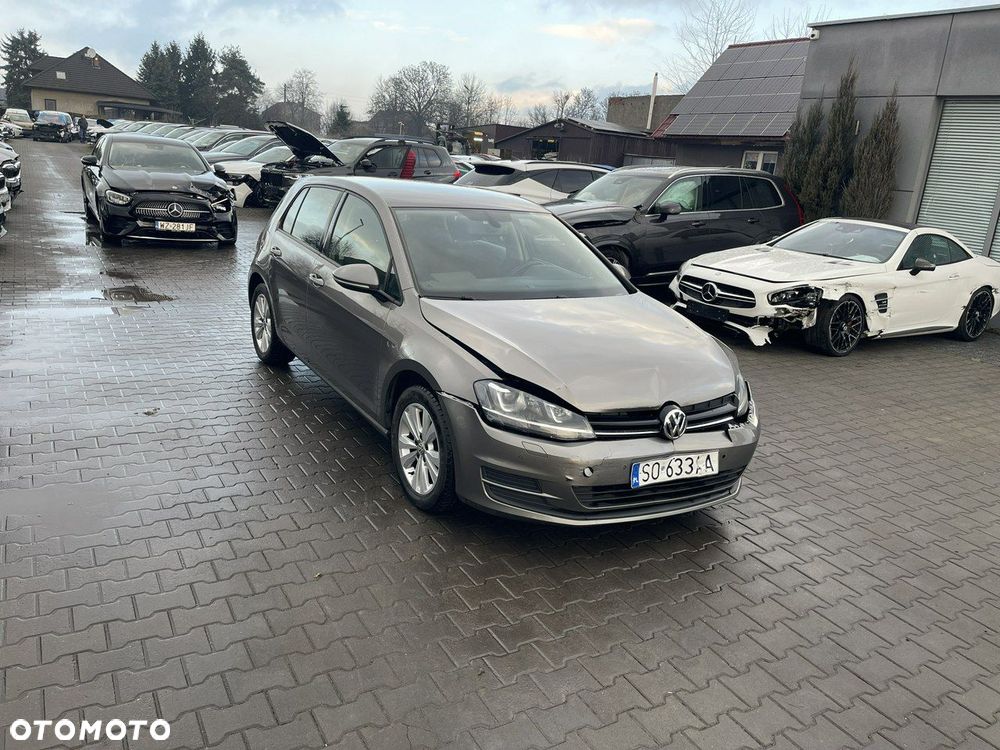 Volkswagen Golf 1.4 TSI BMT Comfortline - 5