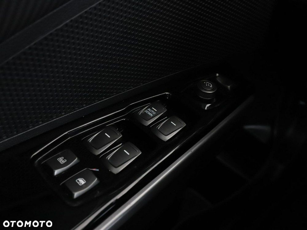 SsangYong/KGM Tivoli 1.5 T-GDI 2WD Amber - 33