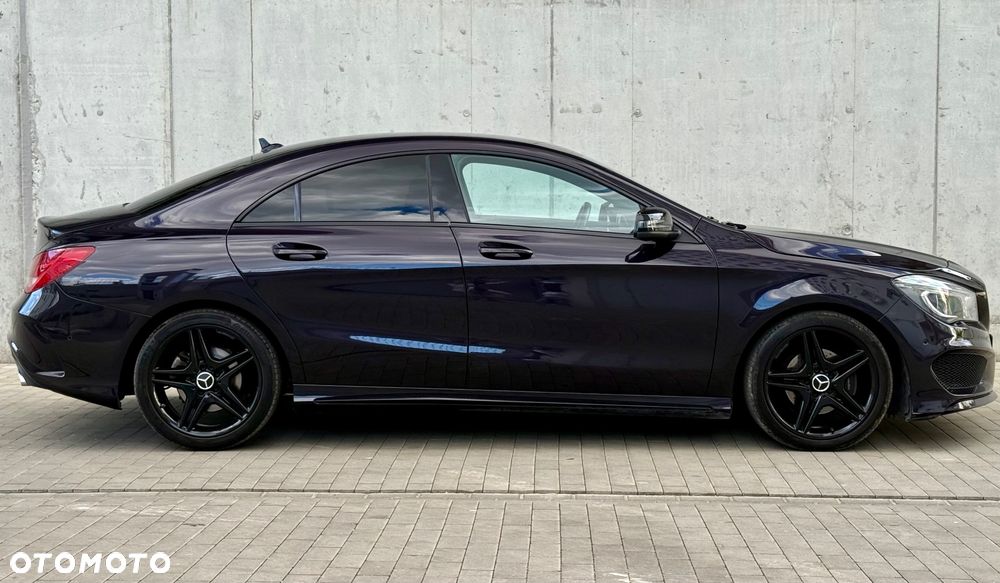 Mercedes-Benz CLA 200 7G-DCT AMG Line - 3
