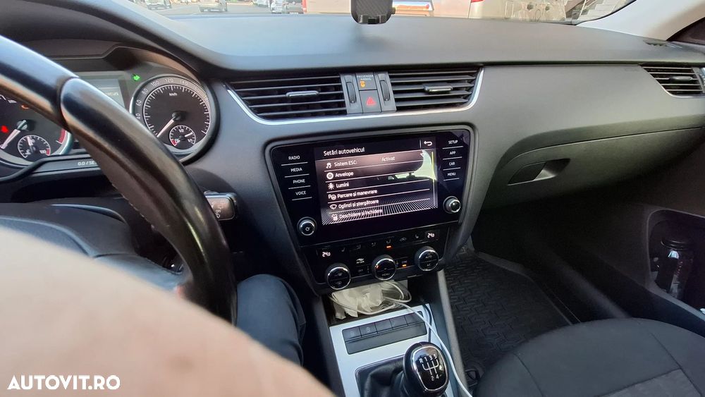 Skoda Octavia 1.6 TDI Ambition - 13