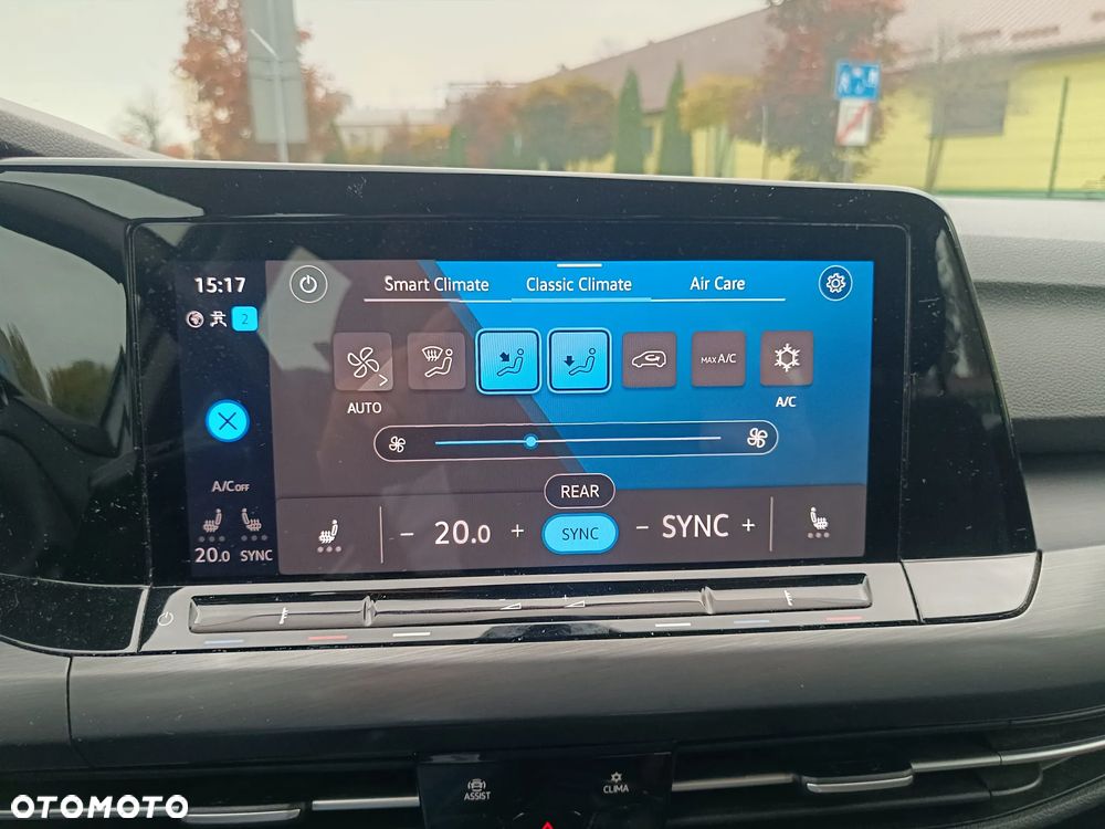 Volkswagen Golf 1.5 TSI EVO Style - 26