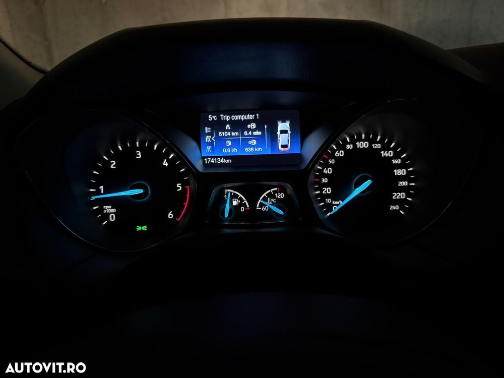 Ford Focus 1.5 TDCi Titanium - 3