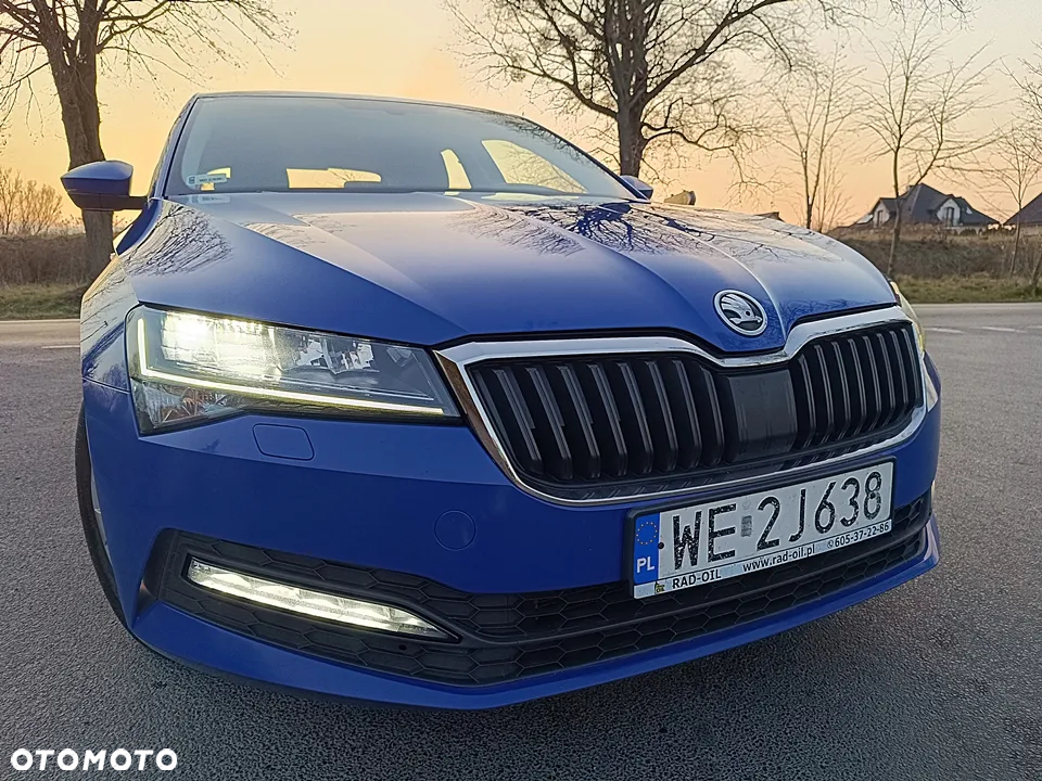 Skoda Superb 2.0 TDI Ambition - 15