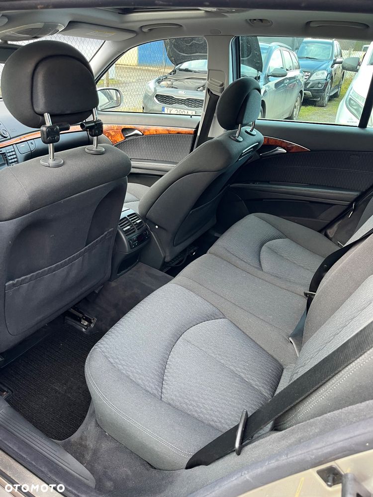 Mercedes-Benz Klasa E - 9