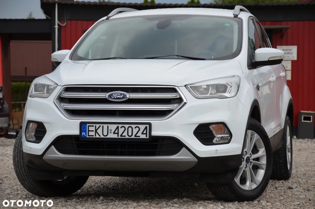 Ford Kuga 1.5 EcoBoost 2x4 Business Edition - 1