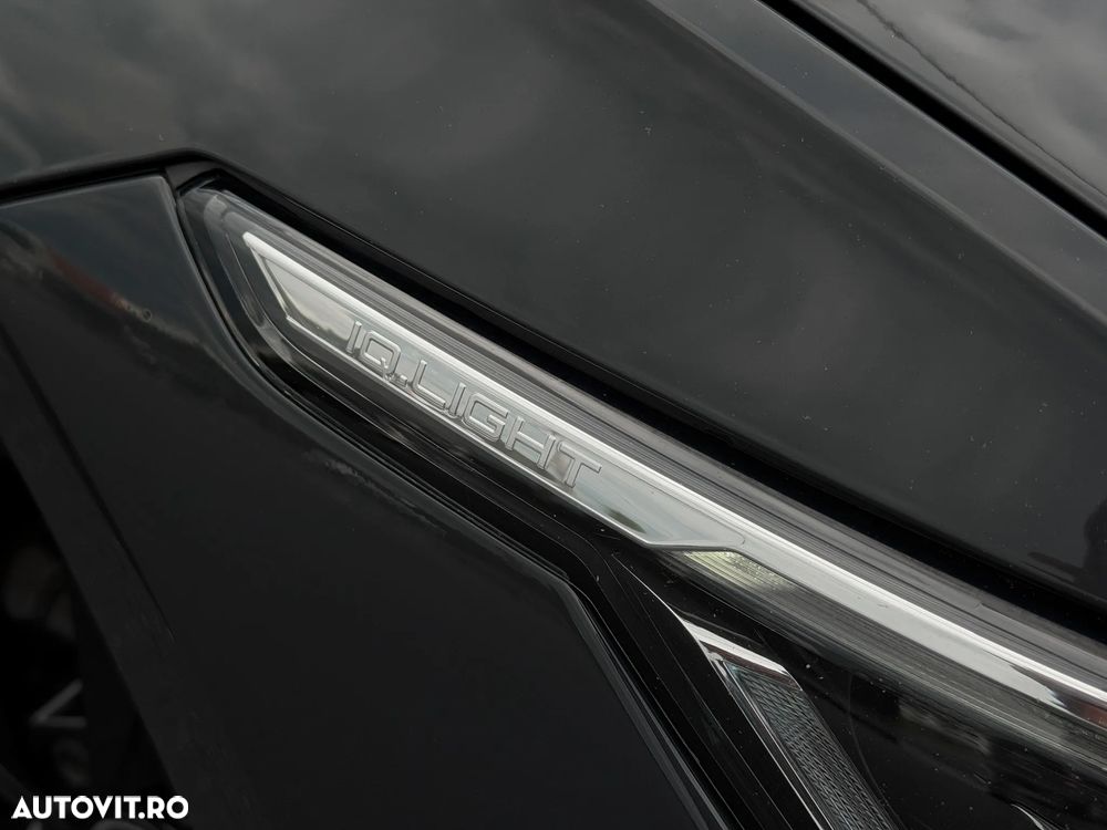 Volkswagen Golf 2.0 TDI SCR DSG R-Line - 13