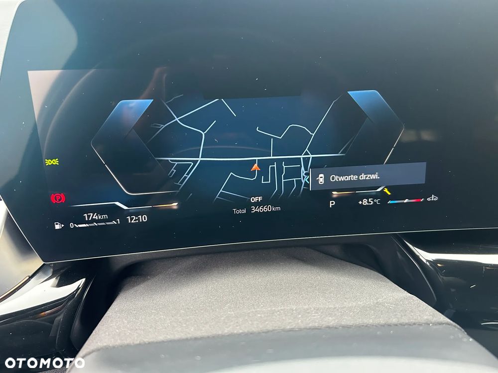 BMW X1 sDrive18i - 8