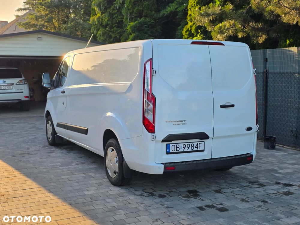 Ford TRANSIT CUSTOM - 3