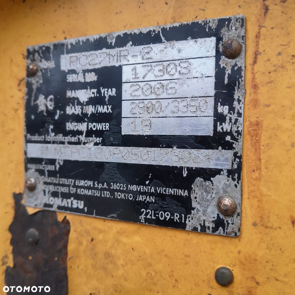 Komatsu PC 27 MR - 10