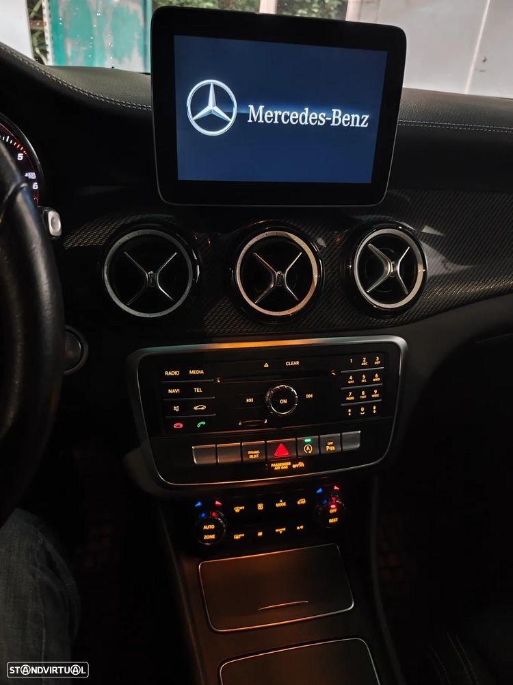 Mercedes-Benz GLA 220 d 7G-DCT AMG Line - 6