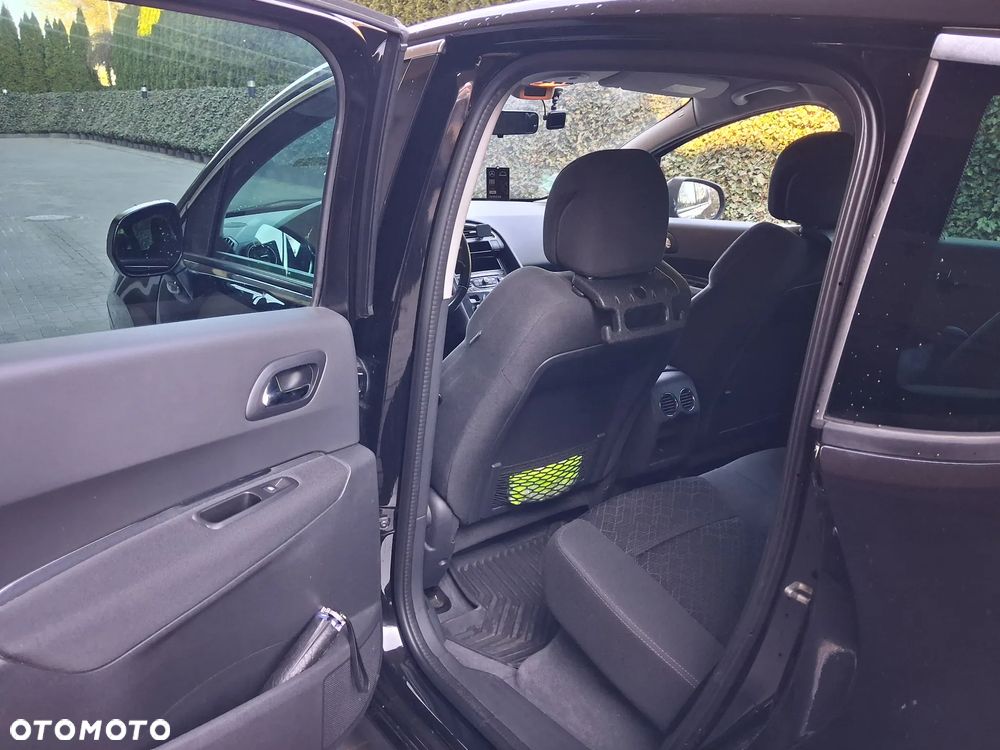 Peugeot 3008 BlueHDi 120 EAT6 Stop & Start Active - 11