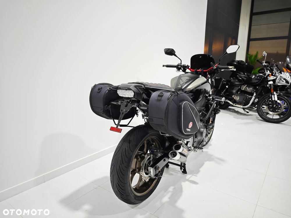 Honda NC - 9