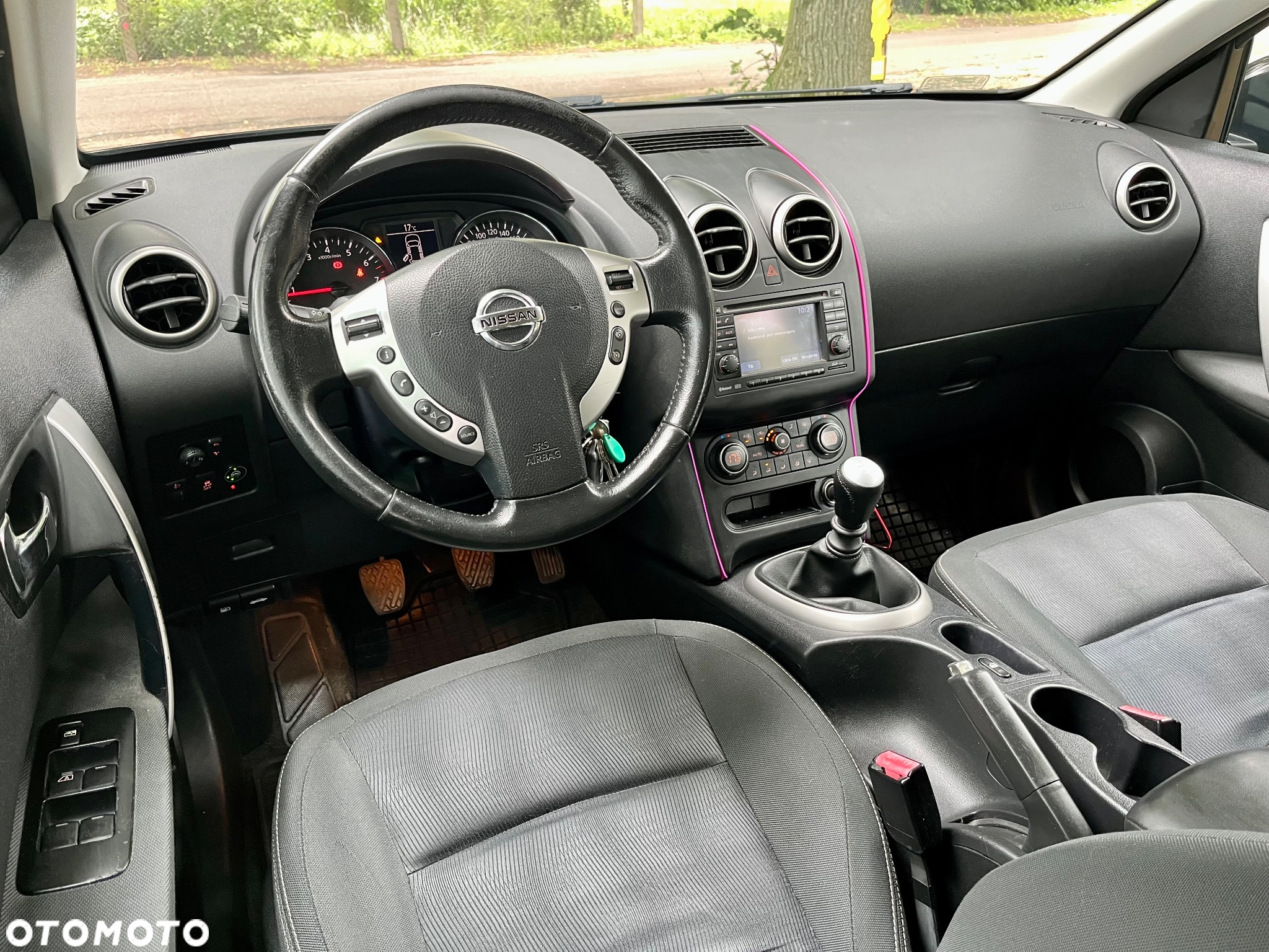 Nissan Qashqai 2.0 4x4 Tekna Premium - 10