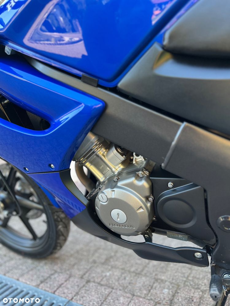 Honda CBR - 25
