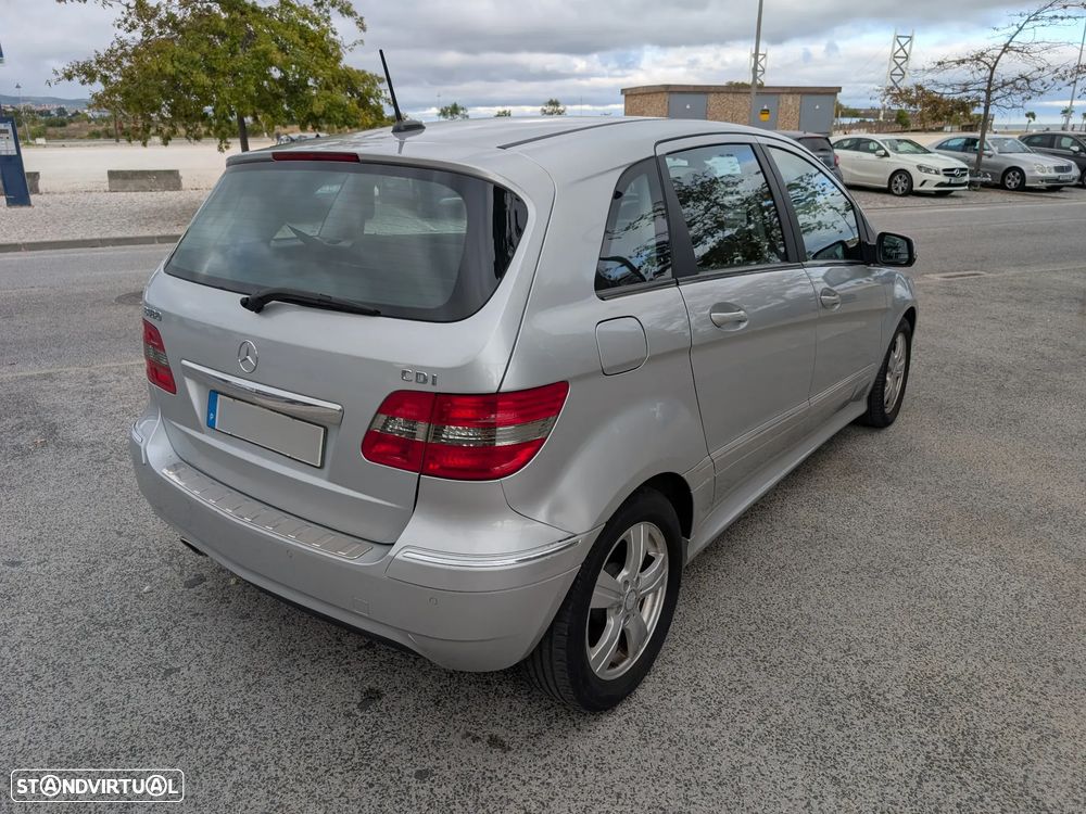 Mercedes-Benz B 180 CDi - 6