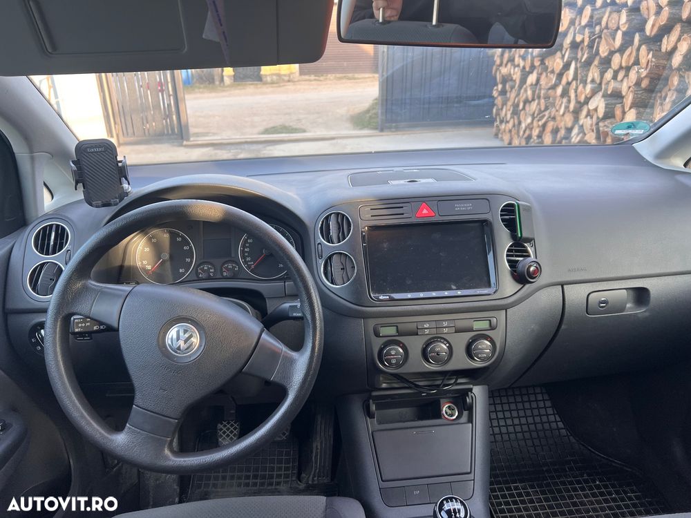 Volkswagen Golf Plus 1.6 FSI Comfortline - 7
