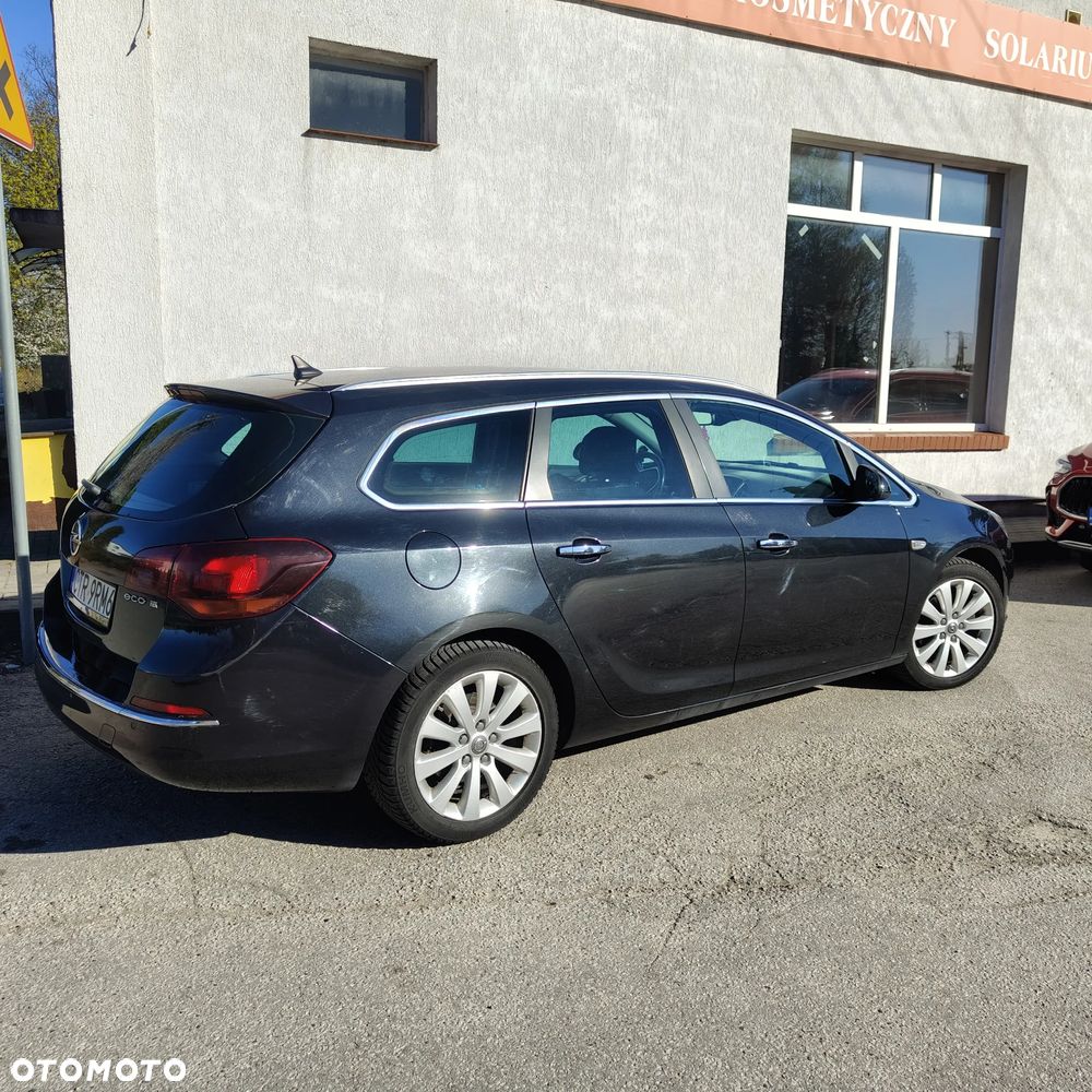 Opel Astra 1.7 CDTI DPF ecoFLEX TourerStart/Stop 105g Exklusiv - 2