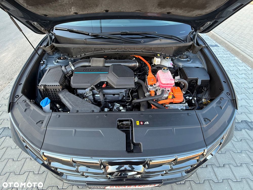 Hyundai Tucson 1.6 T-GDi HEV Executive 2WD - 38