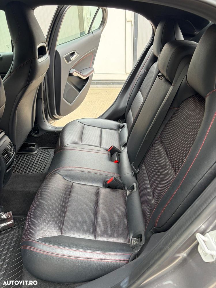 Mercedes-Benz GLA 220 CDI 4Matic 7G-DCT - 2