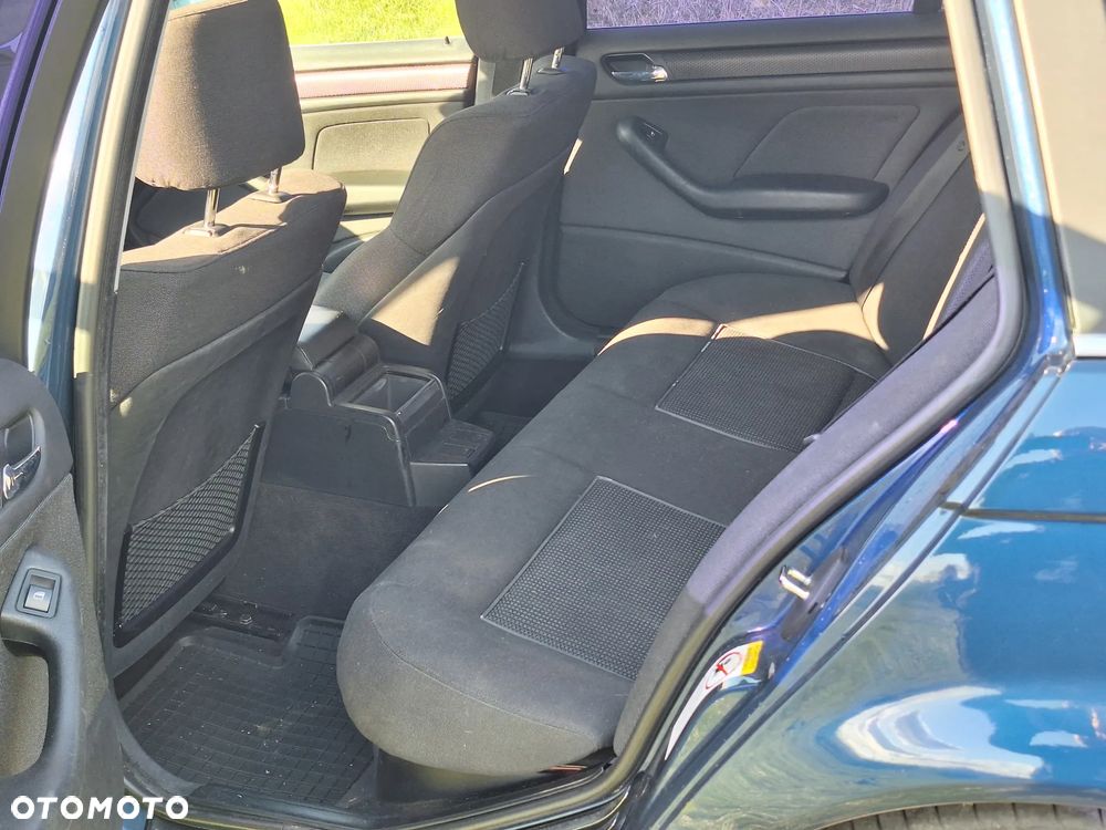BMW Seria 3 330xi - 4