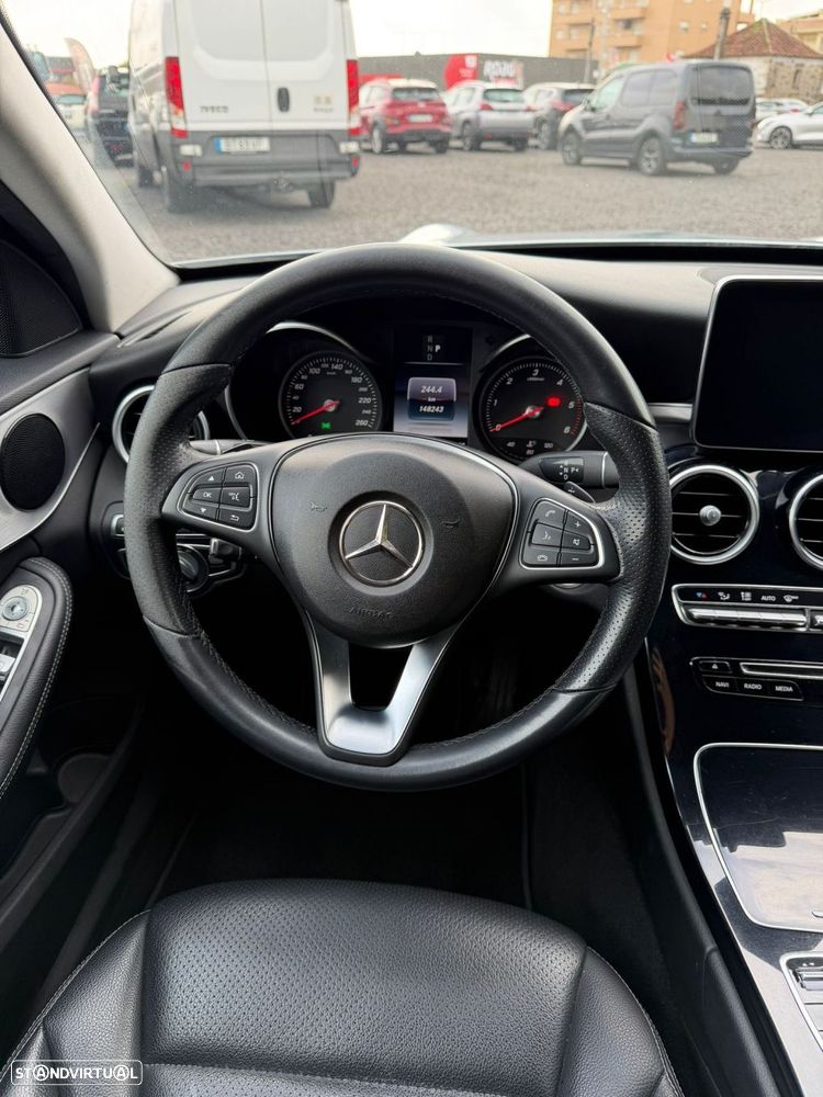 Mercedes-Benz C 250 d AMG Line 4-Matic Aut. - 26