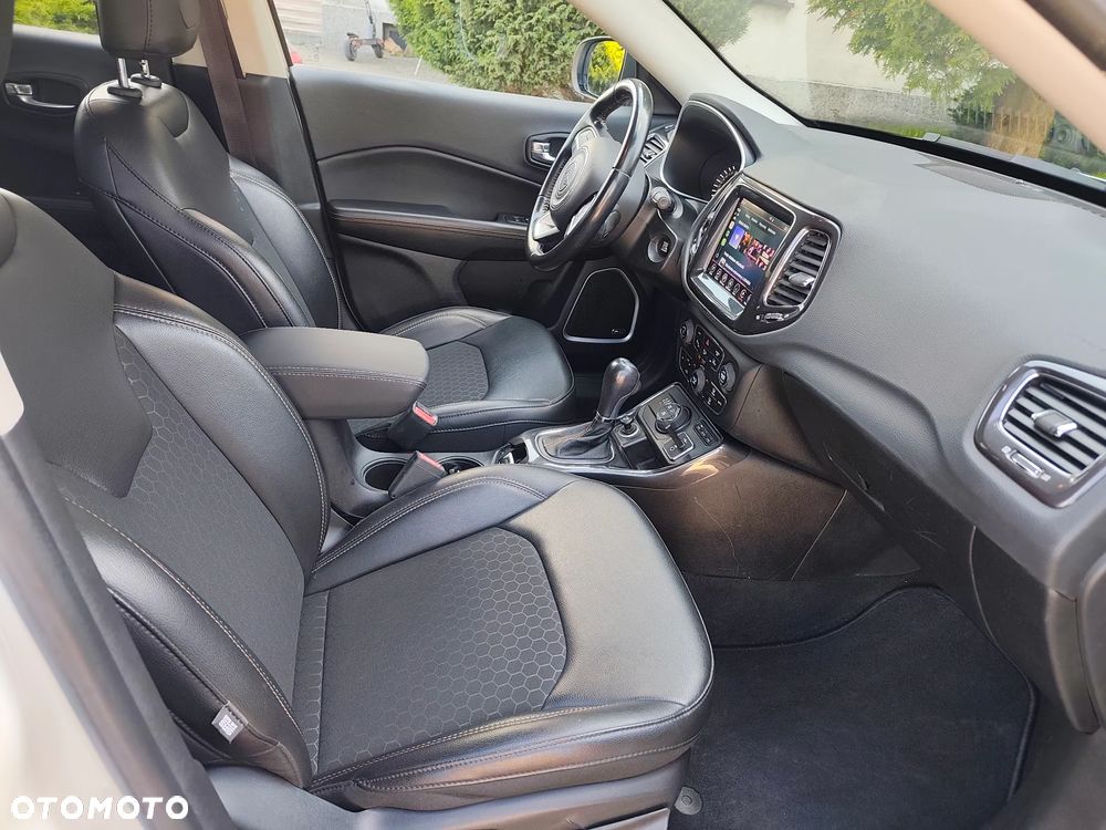 Jeep Compass 1.3 T4 PHEV 4xe Longitude S&S - 17