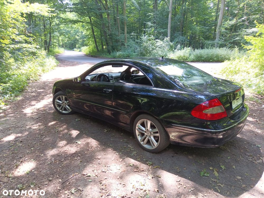 Mercedes-Benz CLK 220 CDI Avantgarde - 8