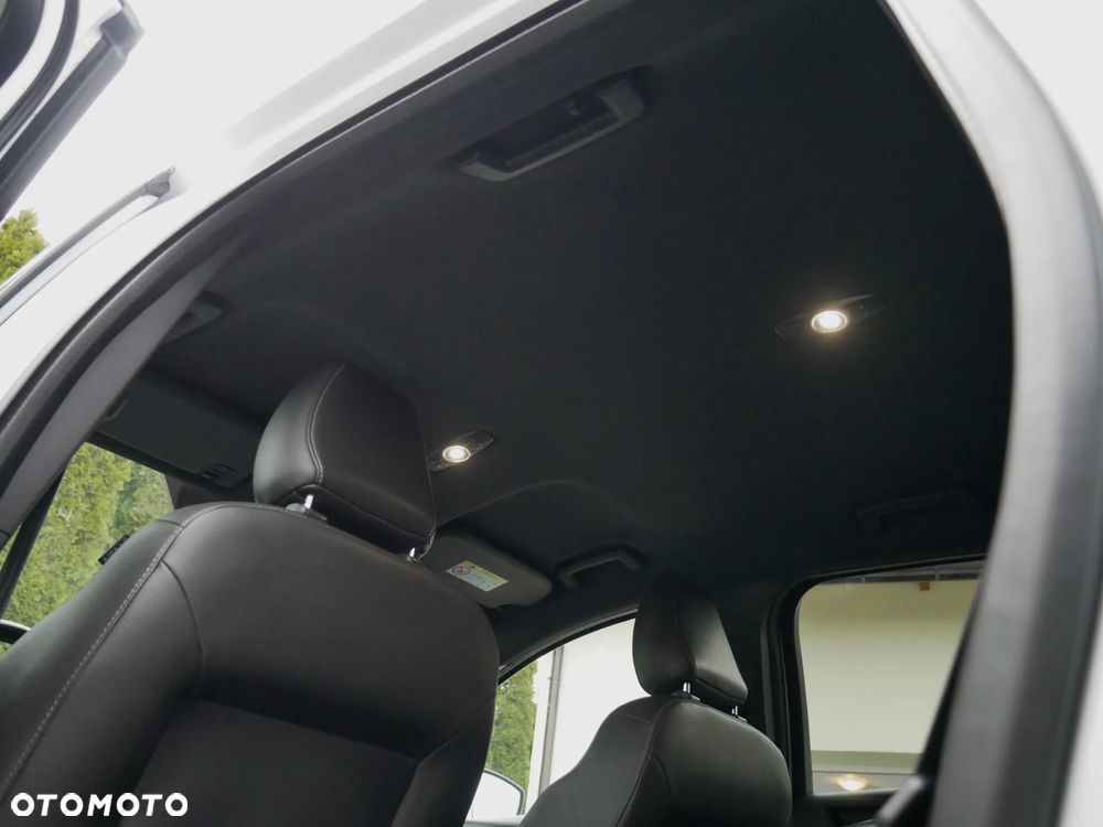 Ford Kuga 2.0 TDCi AWD ST-Line - 27