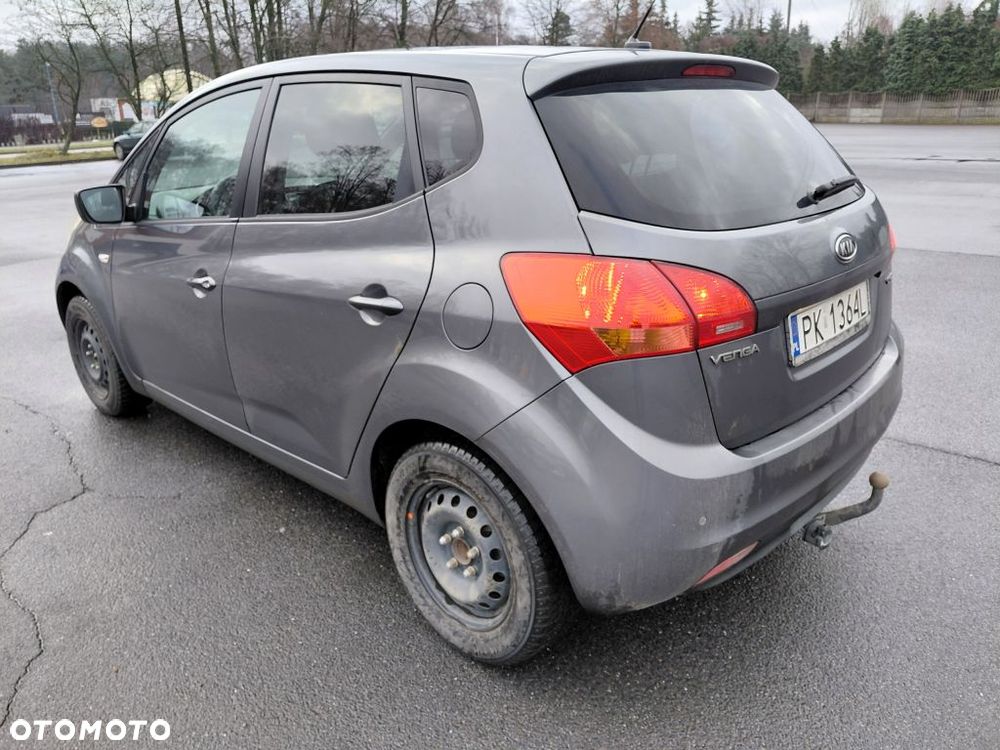 Kia Venga - 1