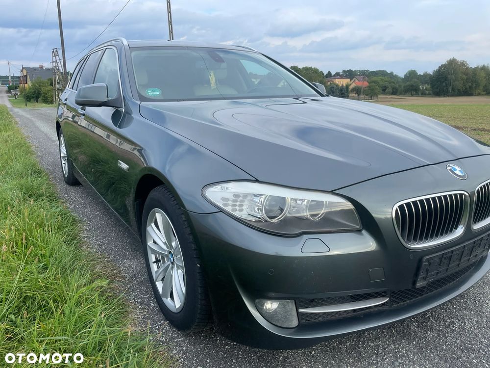 BMW Seria 5 520d - 5