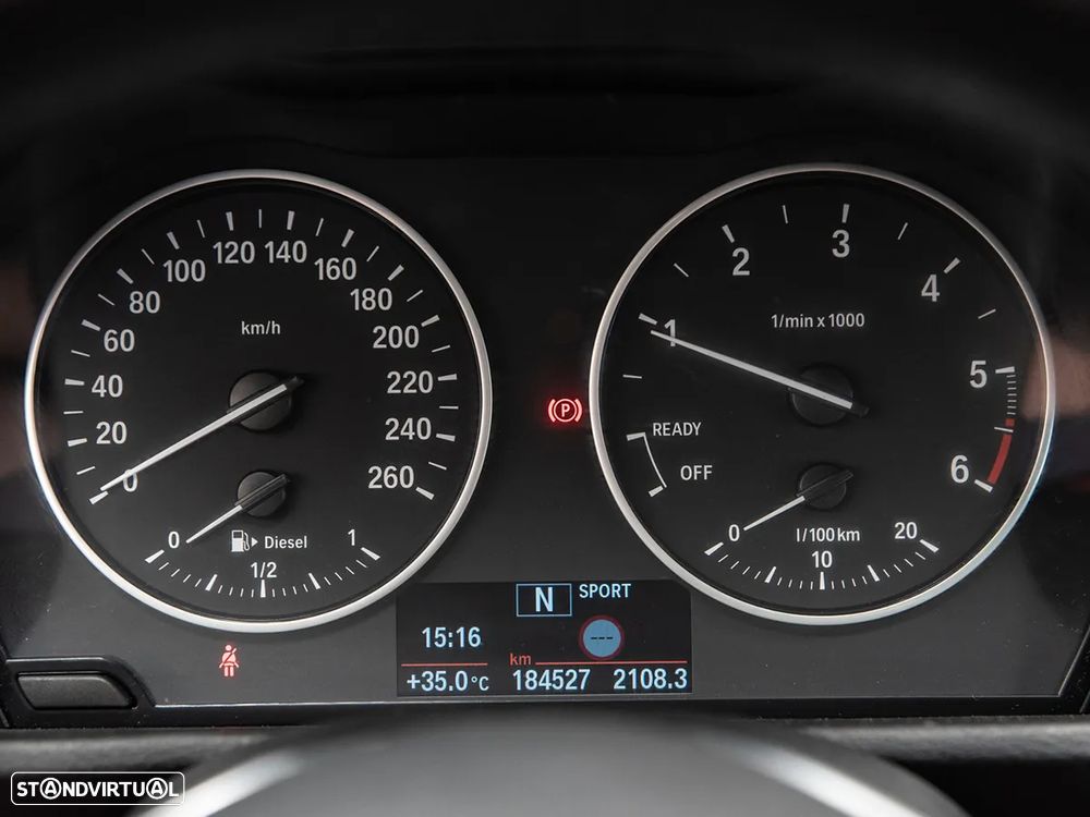 BMW X1 16 d sDrive Line xLine - 26