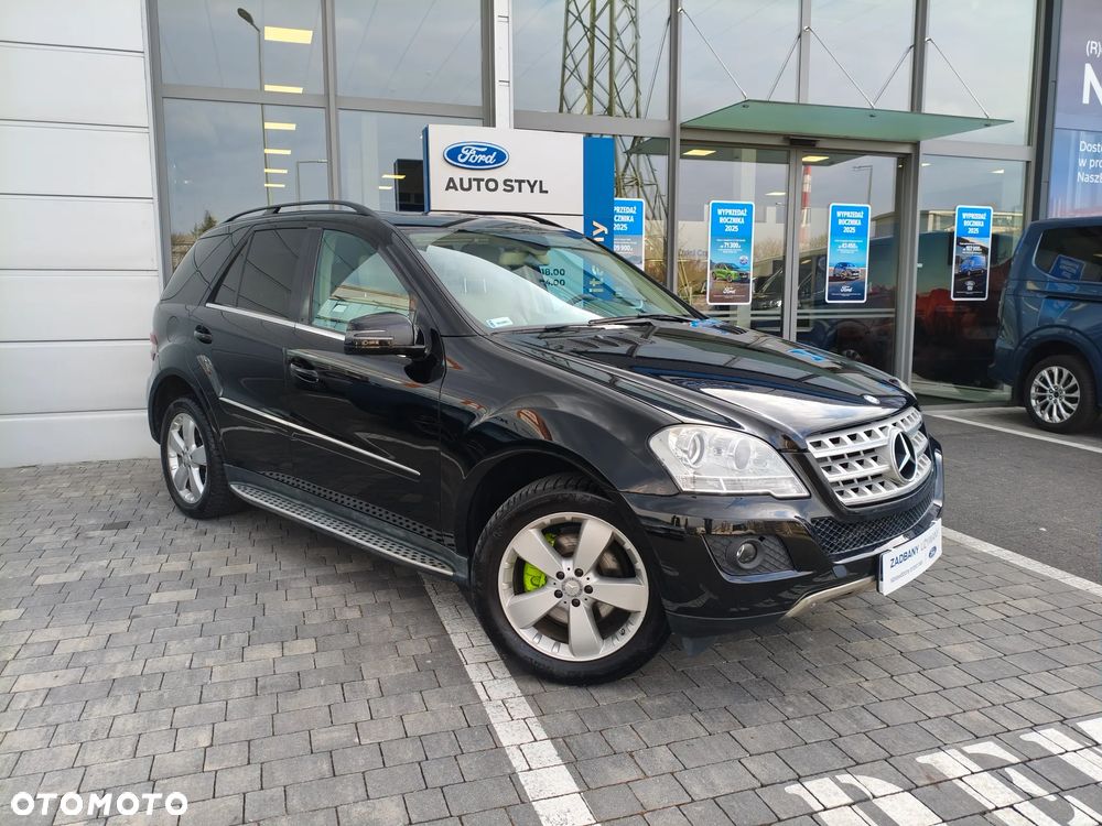 Mercedes-Benz ML 350 4-Matic - 2