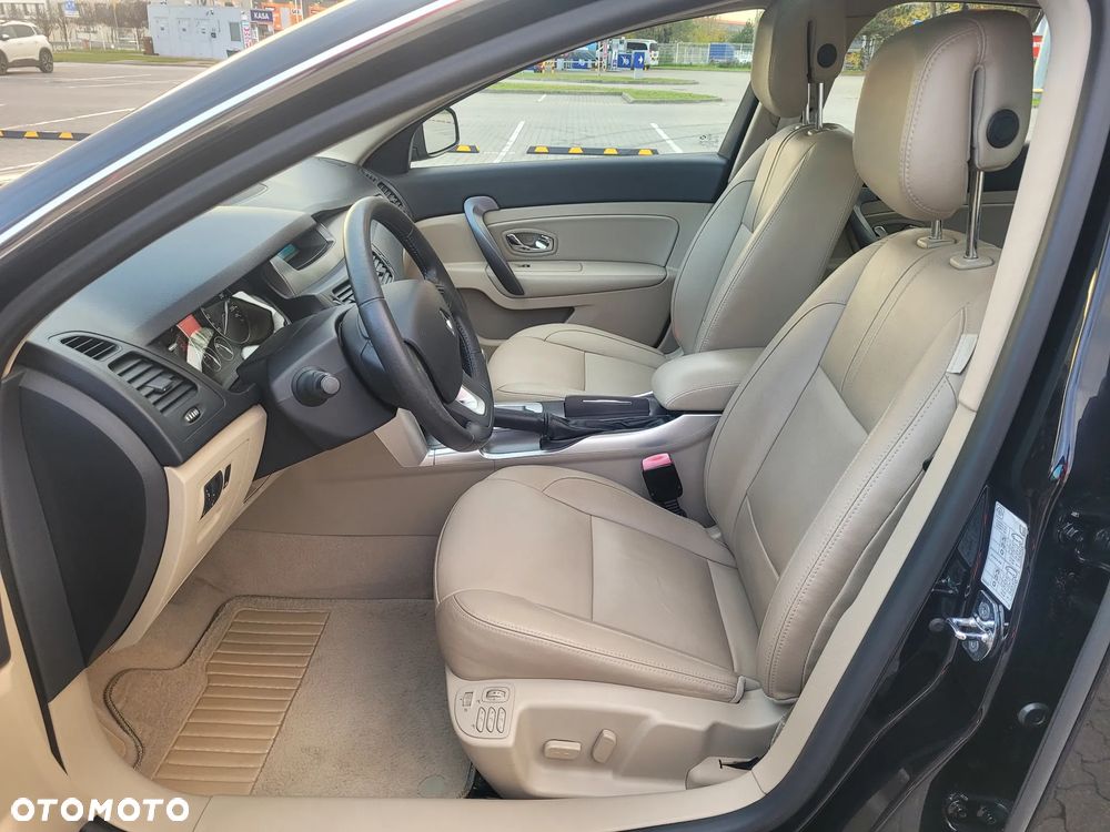 Renault Latitude dCi 175 FAP - 7