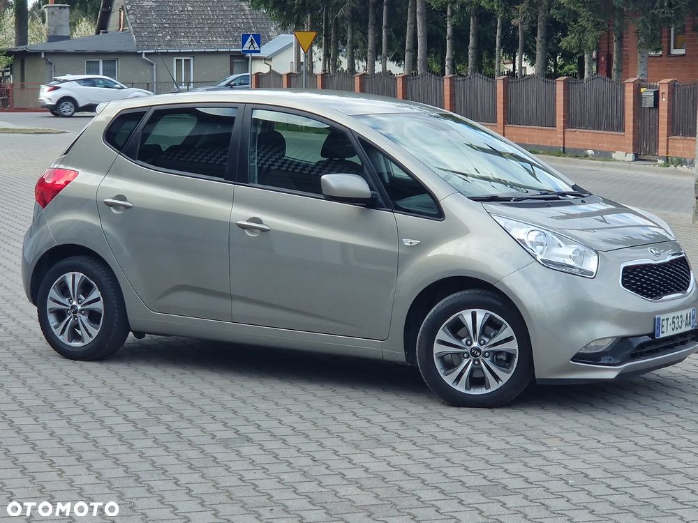 Kia Venga - 18